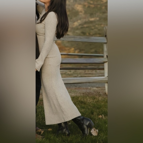 Tan Ribbed Knit Dress - Picture 5 of 6